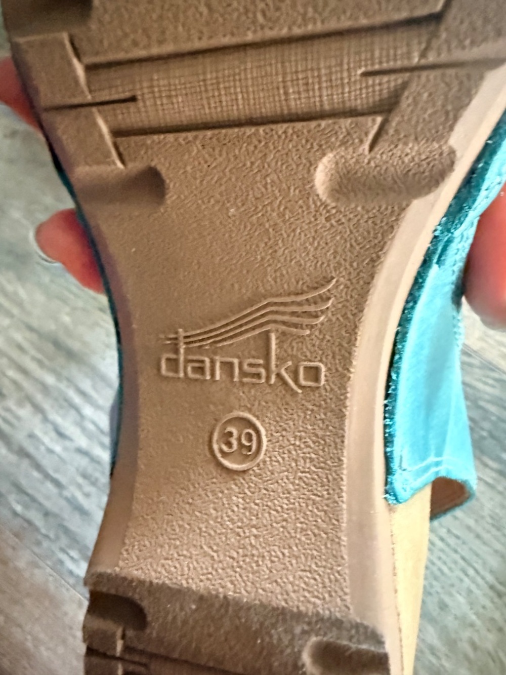 NEVER WORN Dansko sandal in lagoon - Picture 4 of 5